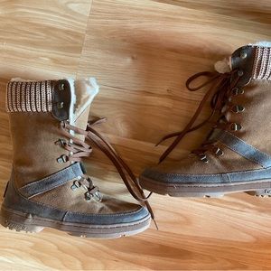 Awesome Bearpaw Shearling Lace Up Boots - Sz 9